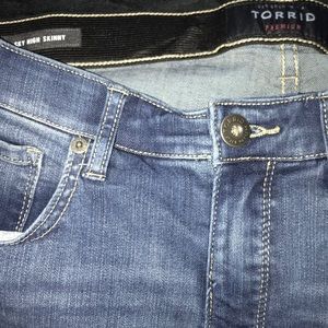 12r sky high jeggings